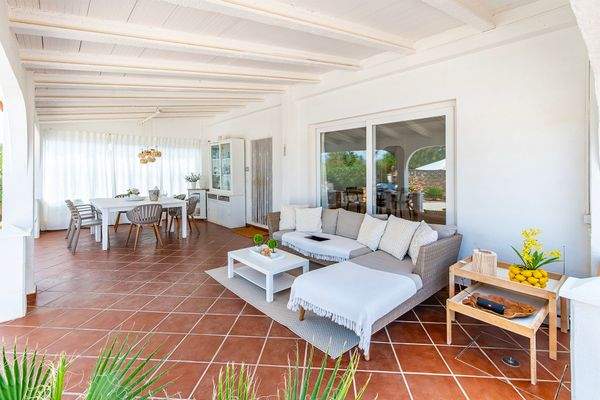 Überdachte Terrasse