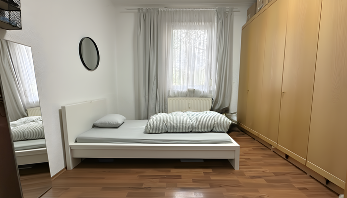 2.WE 1. Schlafzimmer (EG_li )