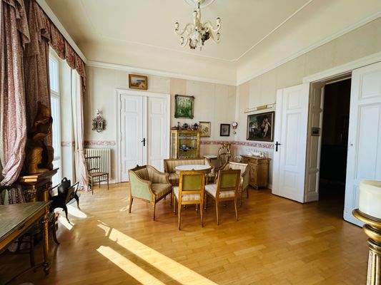 Zimmer 1 der Wohnung 1 im OG