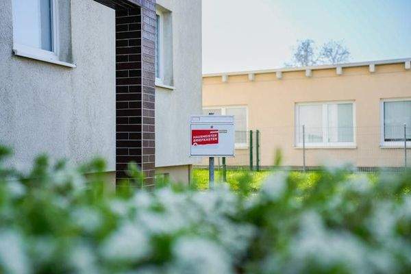 Ferdinand-von Schill-Straße 25-31