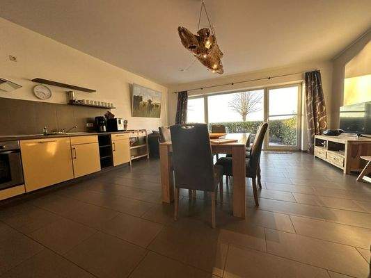 Wohn-, Küchen- & Essbereich im EG