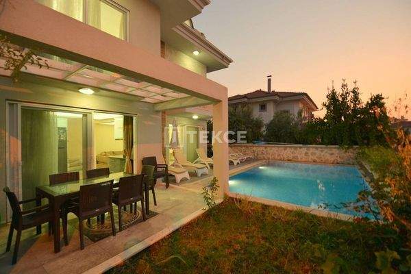 Detached 4-Bedroom Villa Near the Beach in Fethiye Akarca