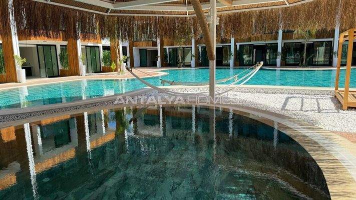 Stylish Flats Within Walking Distance of the Sea in Konakli Alanya