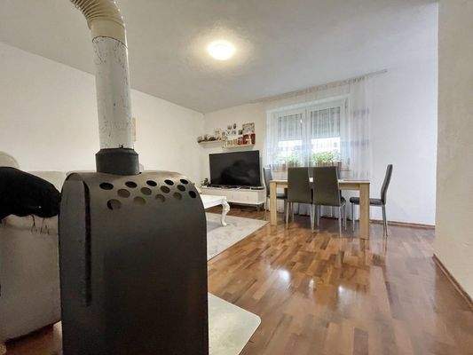 Wohnzimmer - Weitwinkel.jpeg