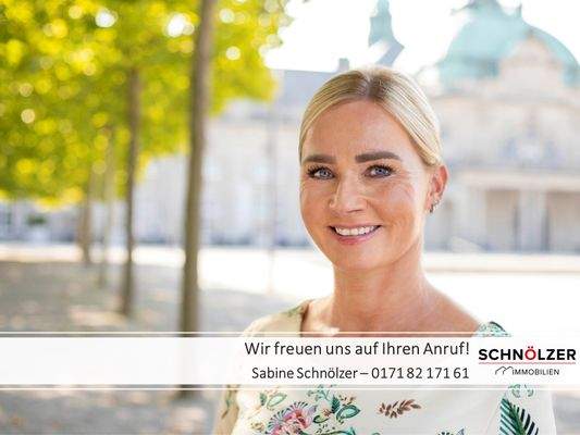 Ihre Immobilienberaterin.jpg