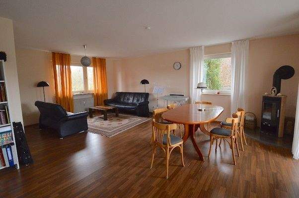 Obergeschoss-Wohn/-Essbereich