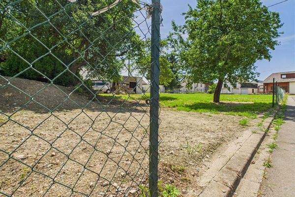 Zum Flürchen / Zum Hohen Stein – 54413 Beuren (Hochwald)