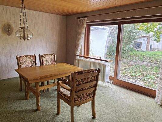 Zimmer im EG mit Gartenblick