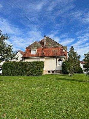 ....mit riesigem Garten