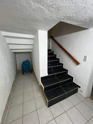 Treppe von KG ins EG