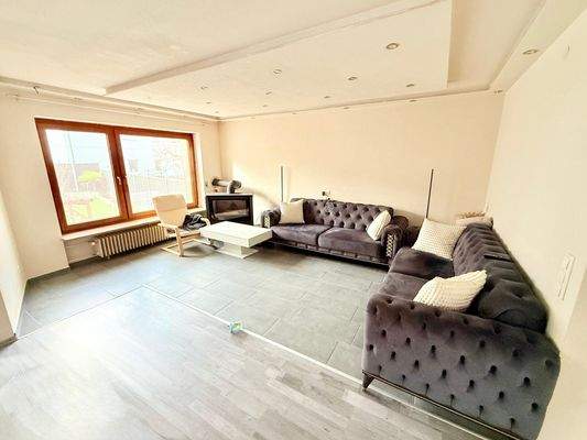 WhatsApp Image 2025-11-23 at 21.45.31 (1).jpeg