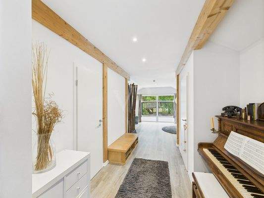 offenes Zimmer im Dachgeschoss