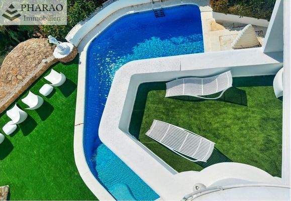 pool und terasse oben