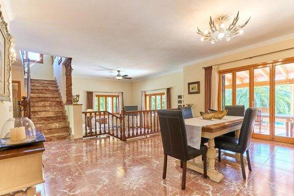 Wohn- und Essbereich