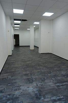 Ladenfläche Ansicht 1