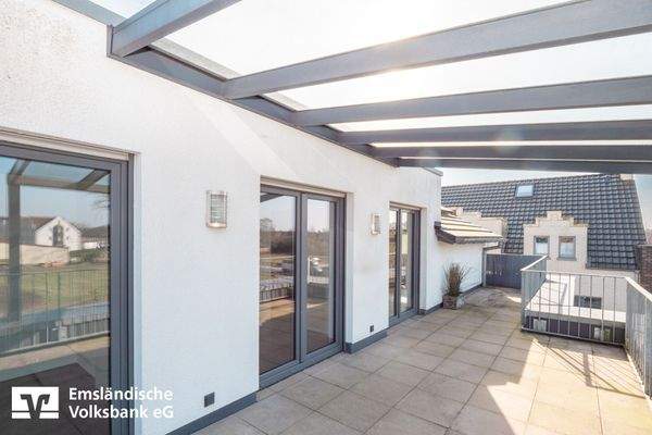 überdachter Terrassenbereich