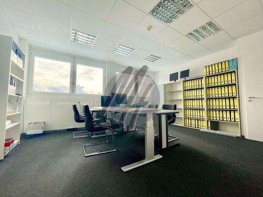 INFOS UNTER: 06171-586000