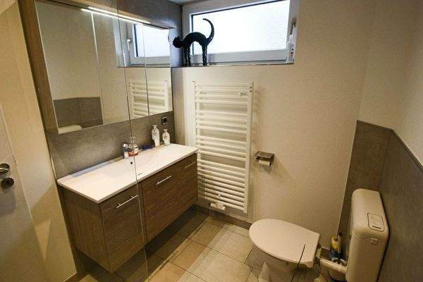 Hauptwohnung Badezimmer