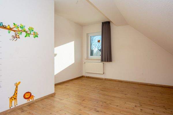 Kinder- oder Gästezimmer 1