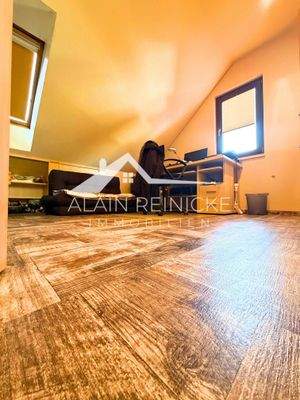 1. Kinderzimmer im DG