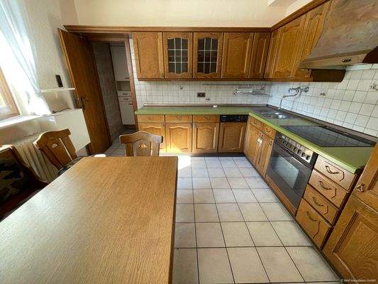 Küche mit Essbereich