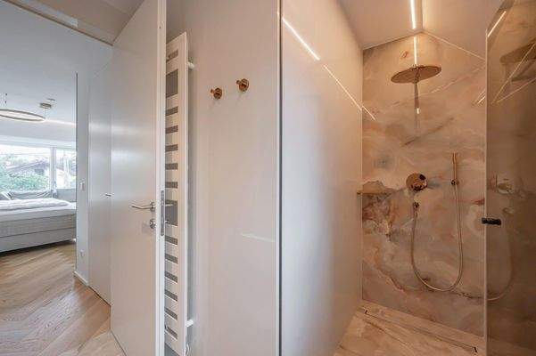 Erstes Bad Obergeschoss