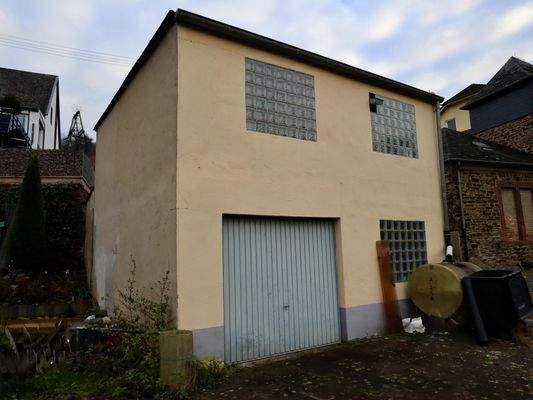 Nebengebäude rückwärtige Garage