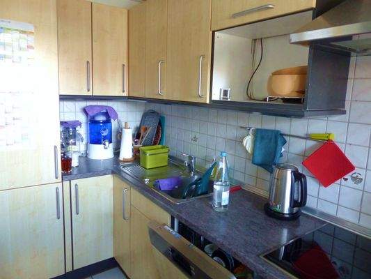 Einbauküche mit Elektrogeräten inklusive!