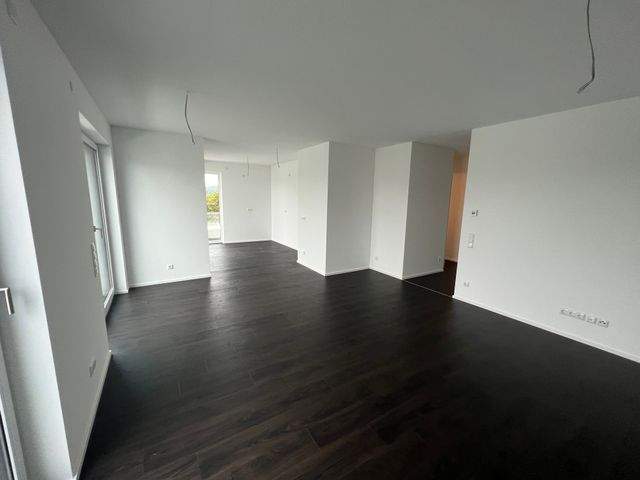 2,5-Zimmer Penthouse Wohnung mit Blick über den Wiesengrund - Foto 1