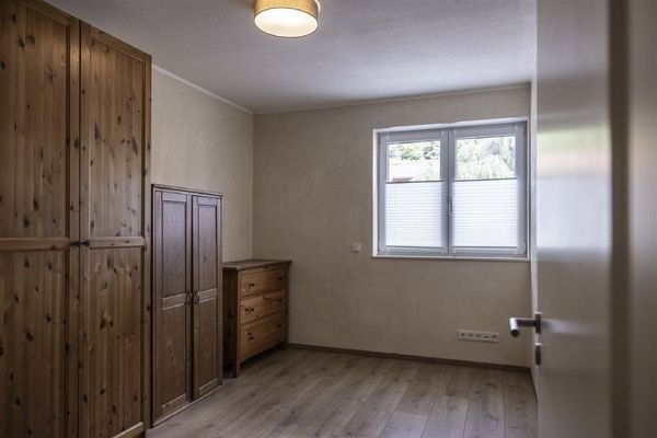 Kinderzimmer / Büro EG