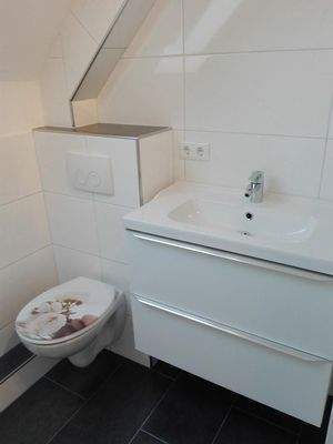 Waschbecken mit Unterschränken