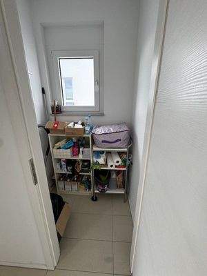 Abstellraum unten