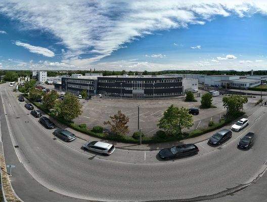 Vorderansicht_Gebäude