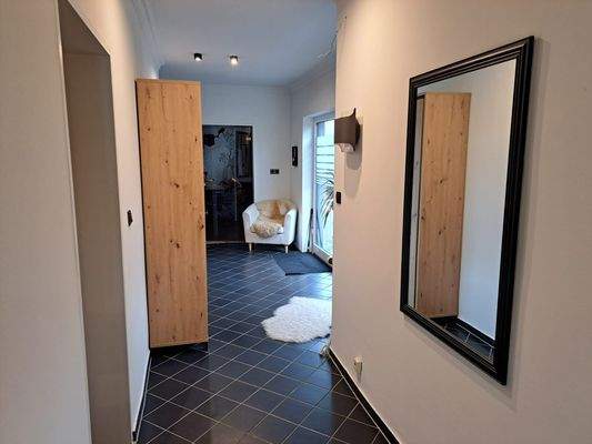 Flur und Eingangsbereich