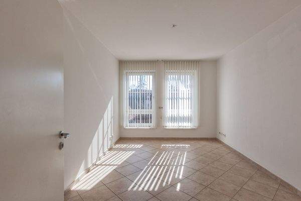 Arbeits- oder Kinderzimmer