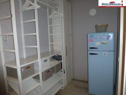 Garderobe, Schrank