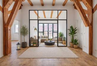 Wohnraum mit Blick auf Loggia (Designbeispiel)