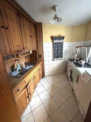 helle kleine gemütliche Küche (EG)