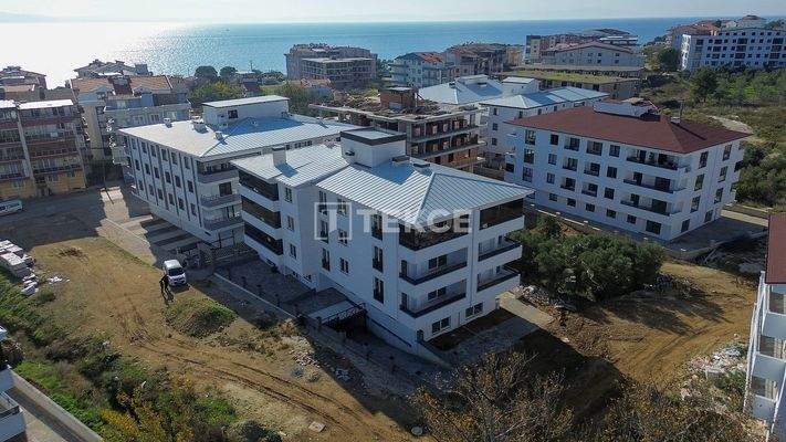 Sea-view Flats with Parking for Sale in Armutlu, Yalova