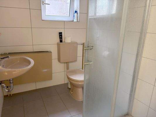 zusätzliches Bad im UG