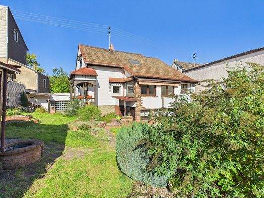 Ein-/ Zweifamilienhaus in Wadgassen