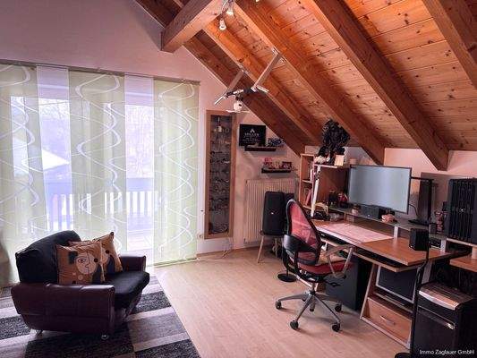 Büro oder Kinderzimmer