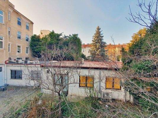 Weitere Hofseitige Flächen