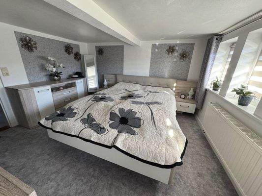 modernes Schlafzimmer OG