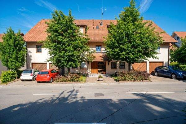  (mit KI optimiertes Foto)