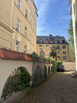 Charming Courtyard View