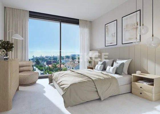 Seaview Homes in Natural Setting of Estepona