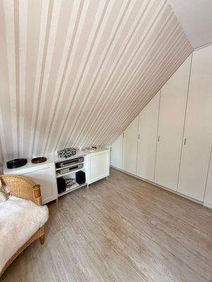 mit integrierte Ankleide