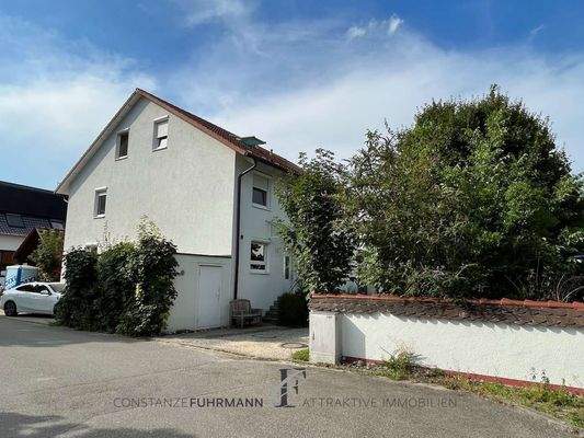 Eingang und Zugang Garage