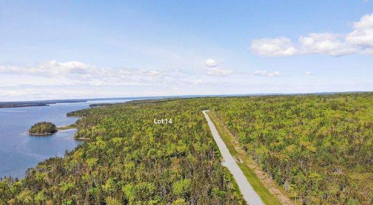 Cape Breton - Tolles Atlantik-Grundstück in herrli